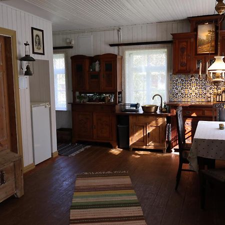 Hotel Leesi Kuelalistemaja Zewnętrze zdjęcie